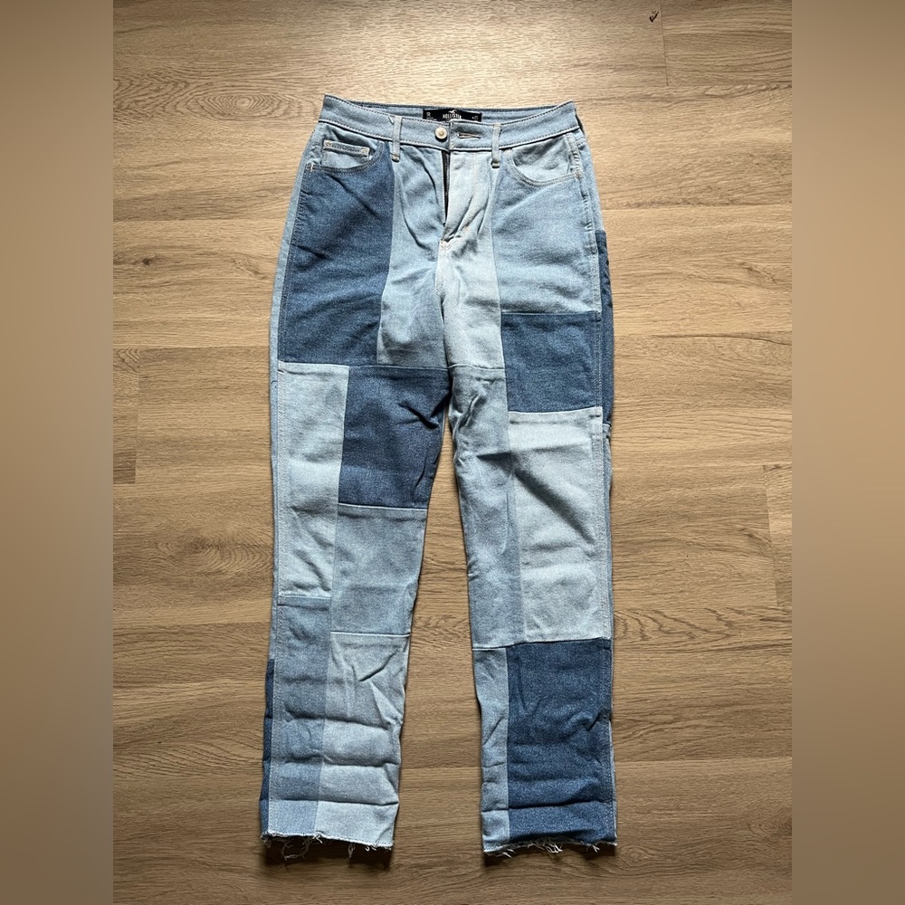 Women’s hollister denim patch jeans